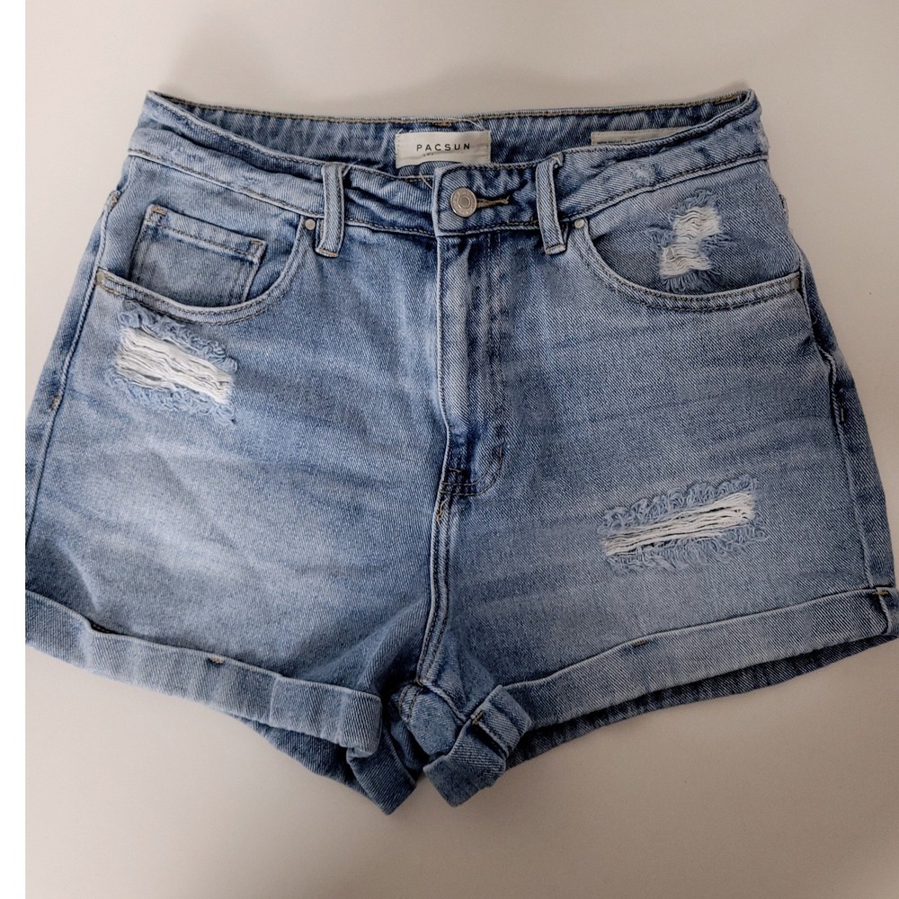 PacSun High Waisted Mom Shorts Light Wash Distressed Denim Size 29